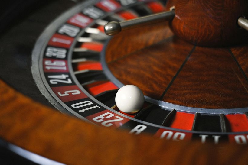 luckofspins-casinos.com